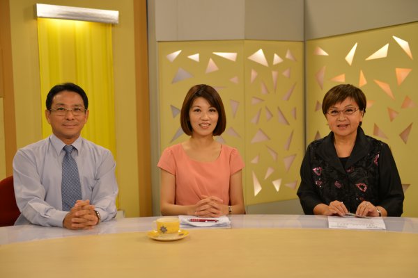 低頭族 小心健康SOS！
